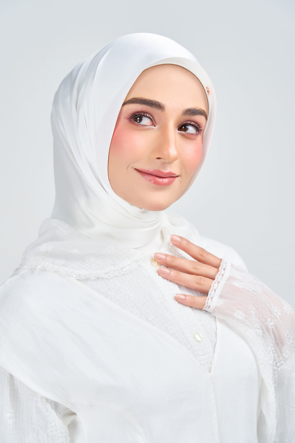 [★New] HoodX⁺Plus Luxe in Timeless White
